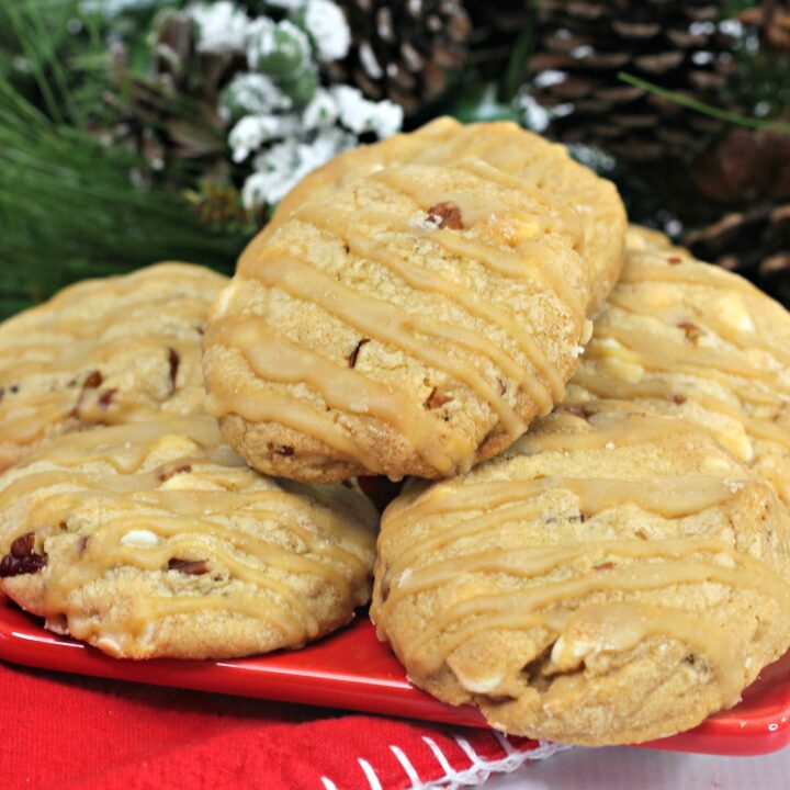 Delicious Maple Nut Cookies 