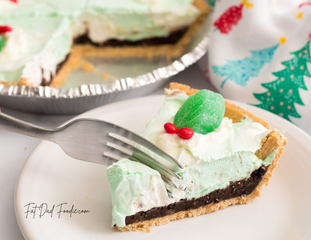 chocolate peppermint pie with fork