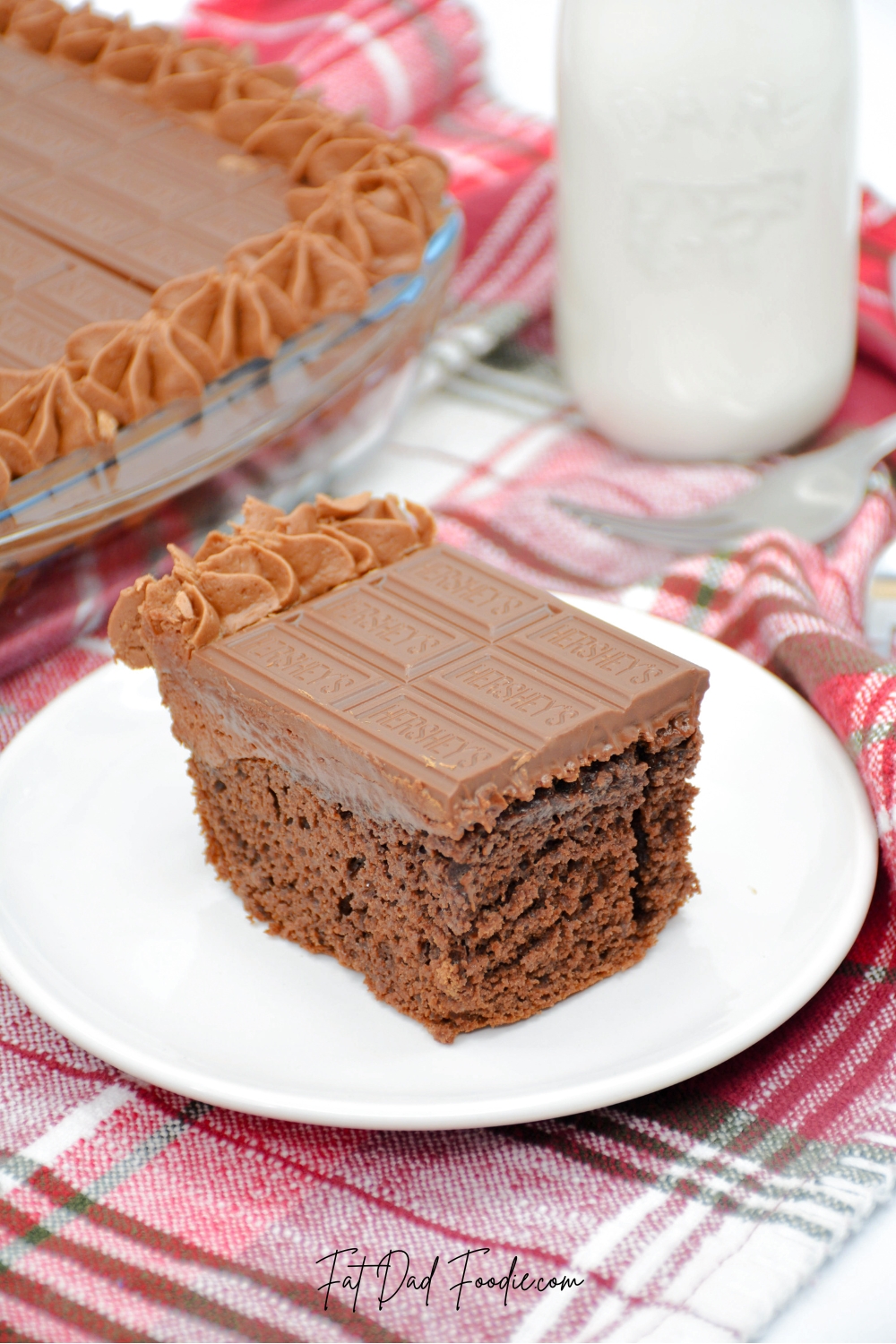 hersheys bar chocolate cake slice